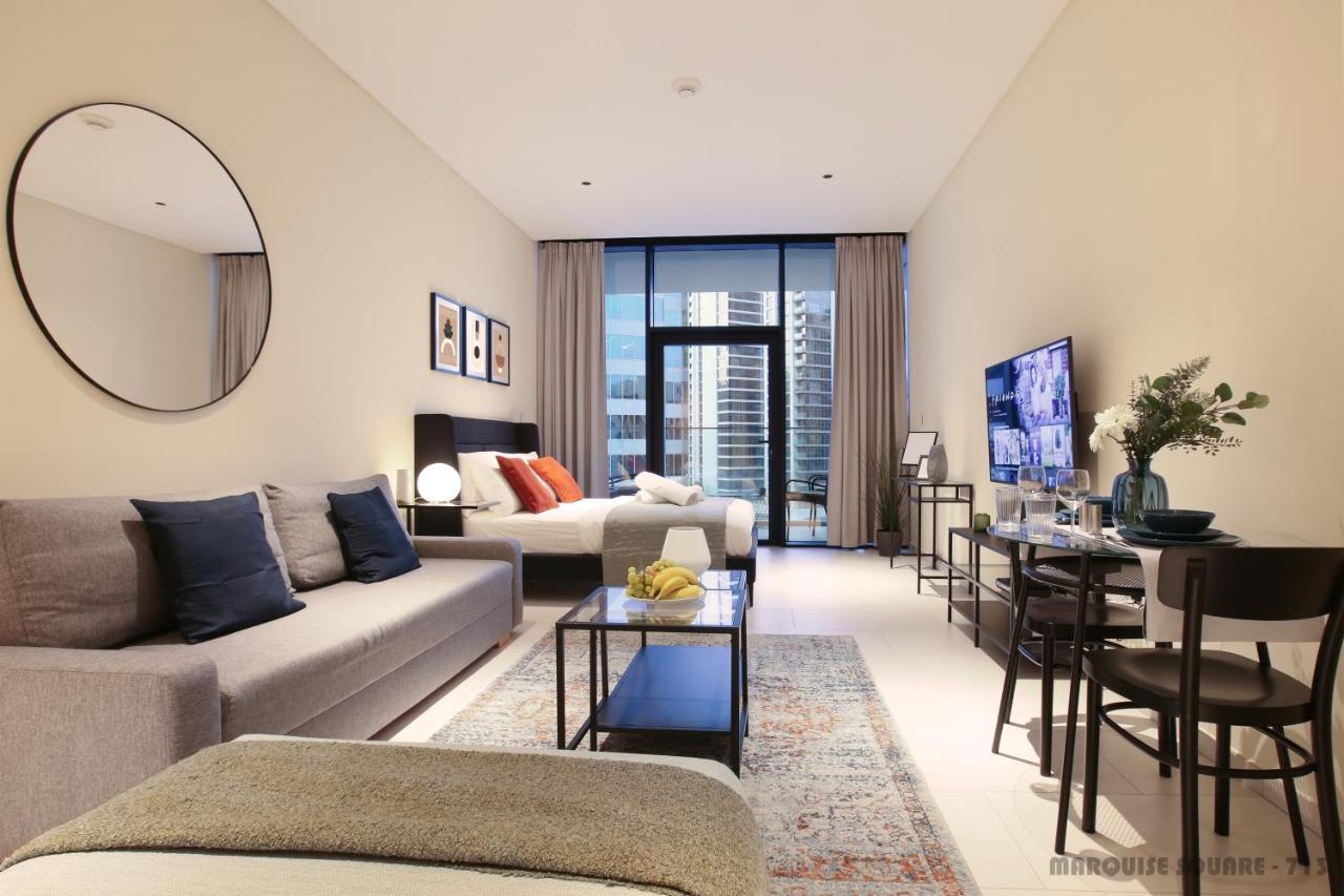 Luxury Studios With Burj Khalifa Or Canal View In Downtown - Marquise Square Tower ドバイ エクステリア 写真