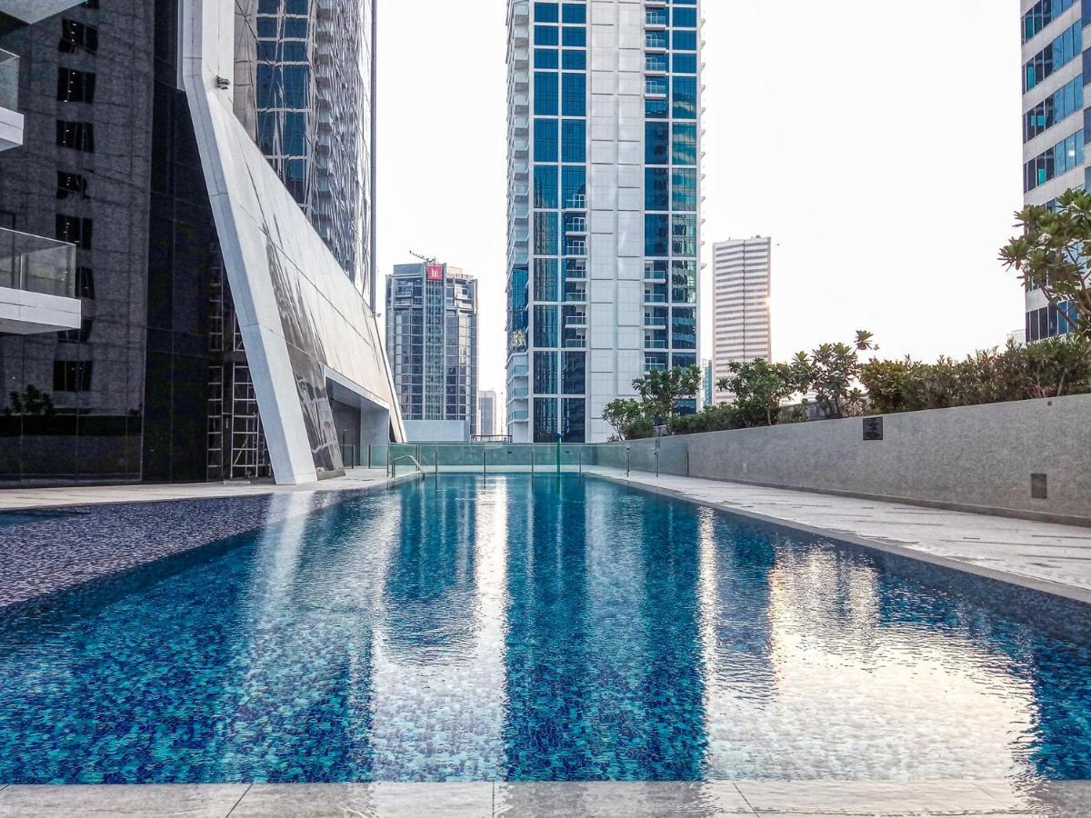 Luxury Studios With Burj Khalifa Or Canal View In Downtown - Marquise Square Tower ドバイ エクステリア 写真