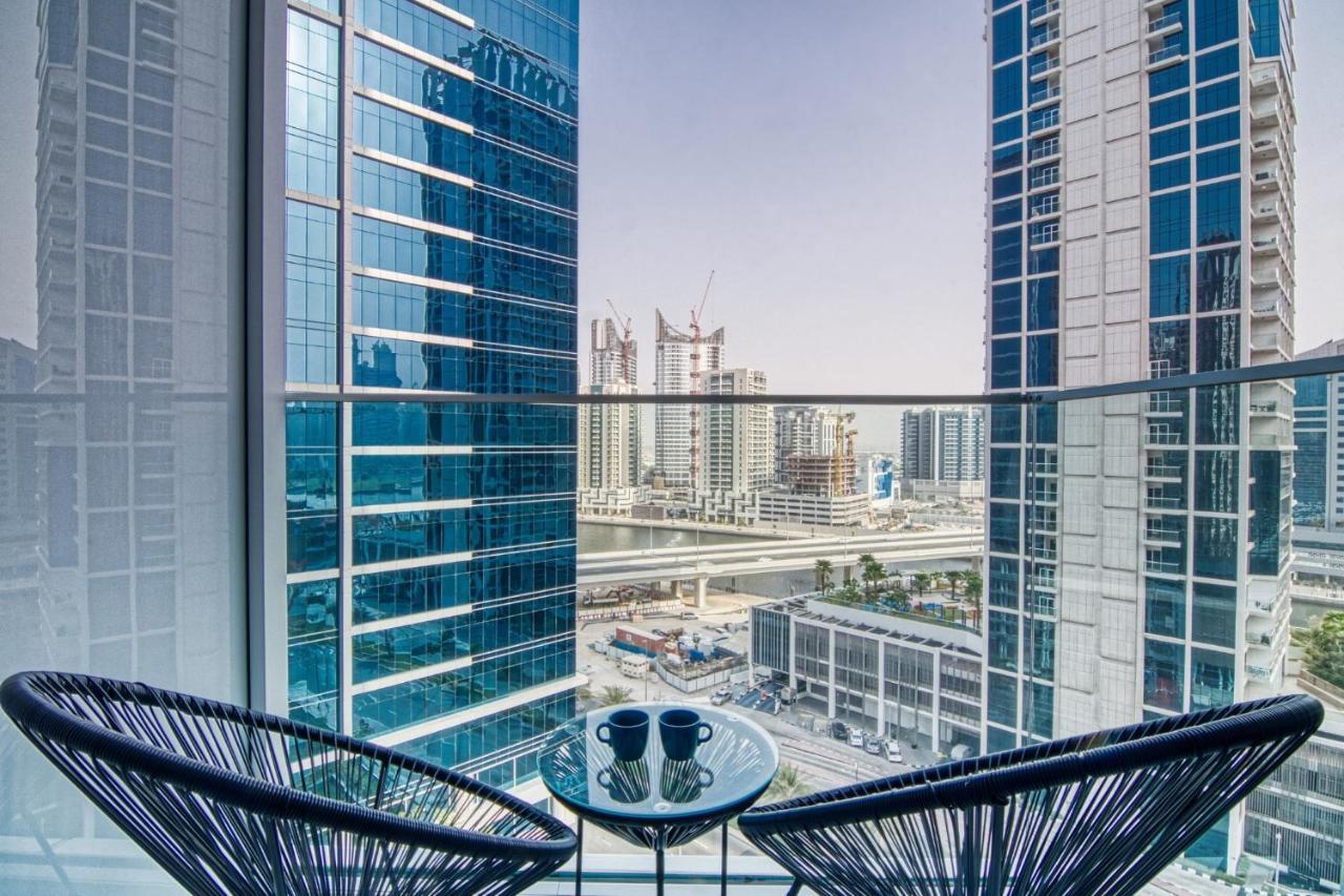 Luxury Studios With Burj Khalifa Or Canal View In Downtown - Marquise Square Tower ドバイ エクステリア 写真