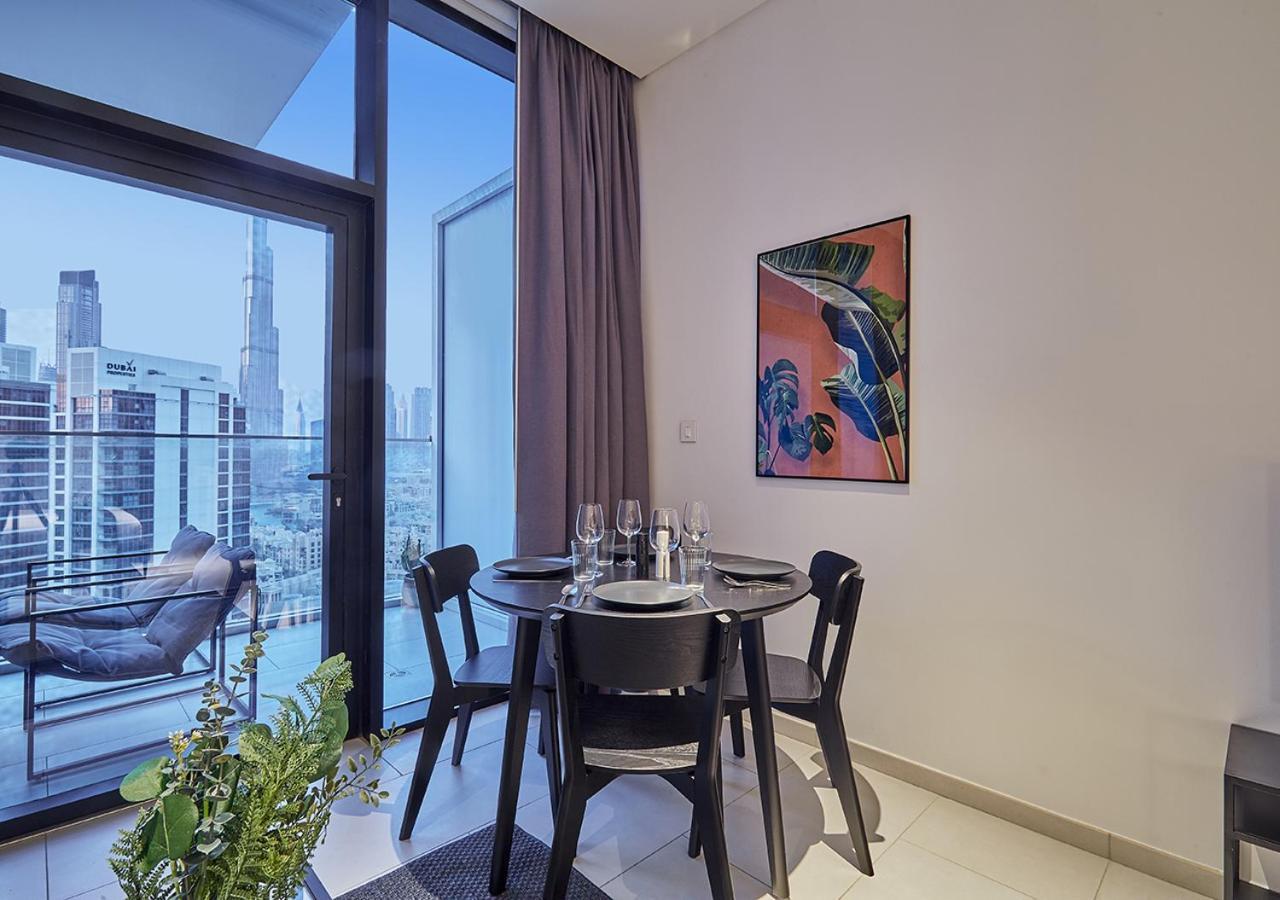Luxury Studios With Burj Khalifa Or Canal View In Downtown - Marquise Square Tower ドバイ エクステリア 写真