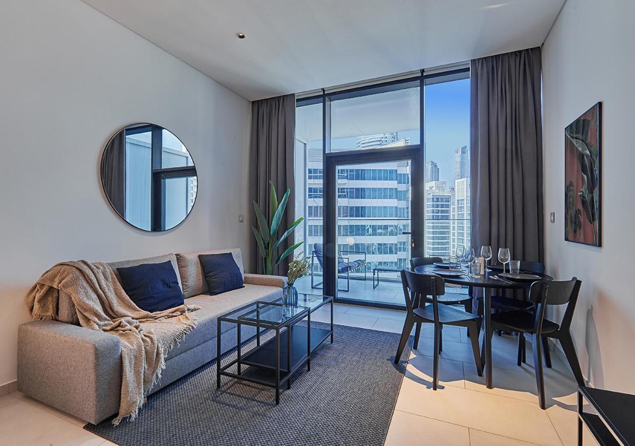 Luxury Studios With Burj Khalifa Or Canal View In Downtown - Marquise Square Tower ドバイ エクステリア 写真
