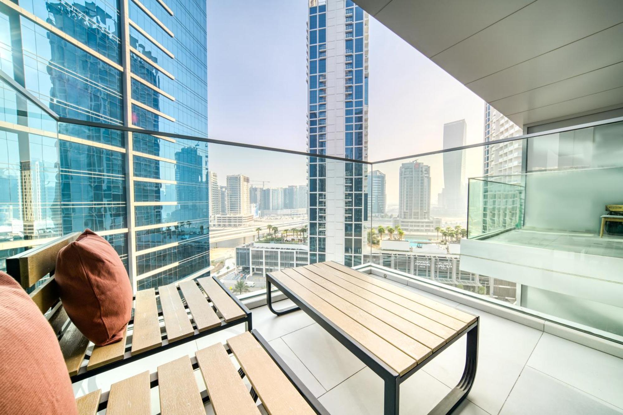 Luxury Studios With Burj Khalifa Or Canal View In Downtown - Marquise Square Tower ドバイ エクステリア 写真