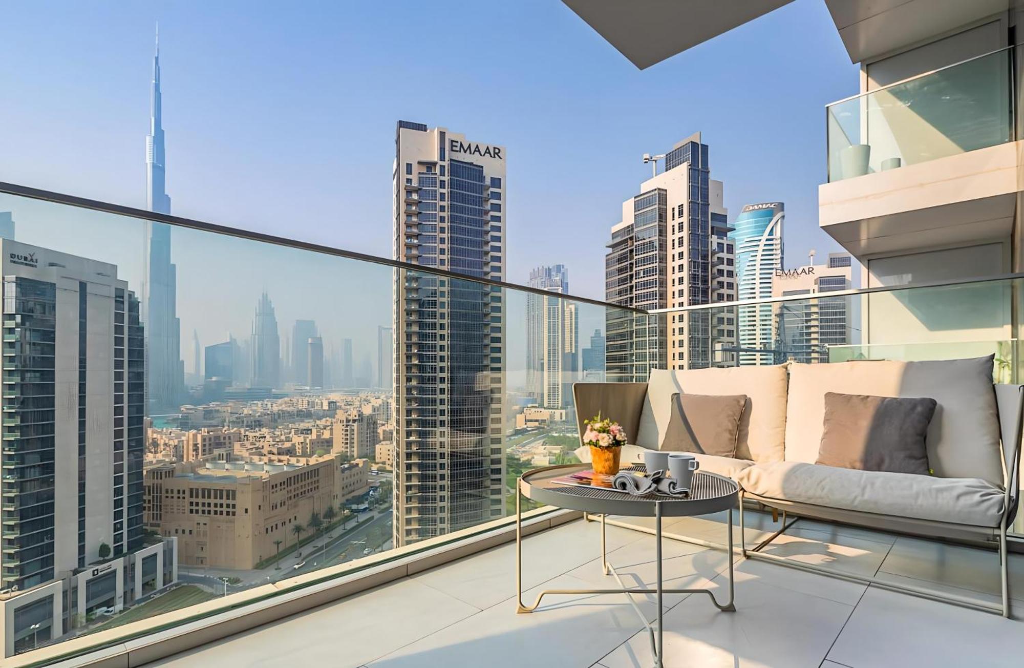 Luxury Studios With Burj Khalifa Or Canal View In Downtown - Marquise Square Tower ドバイ エクステリア 写真